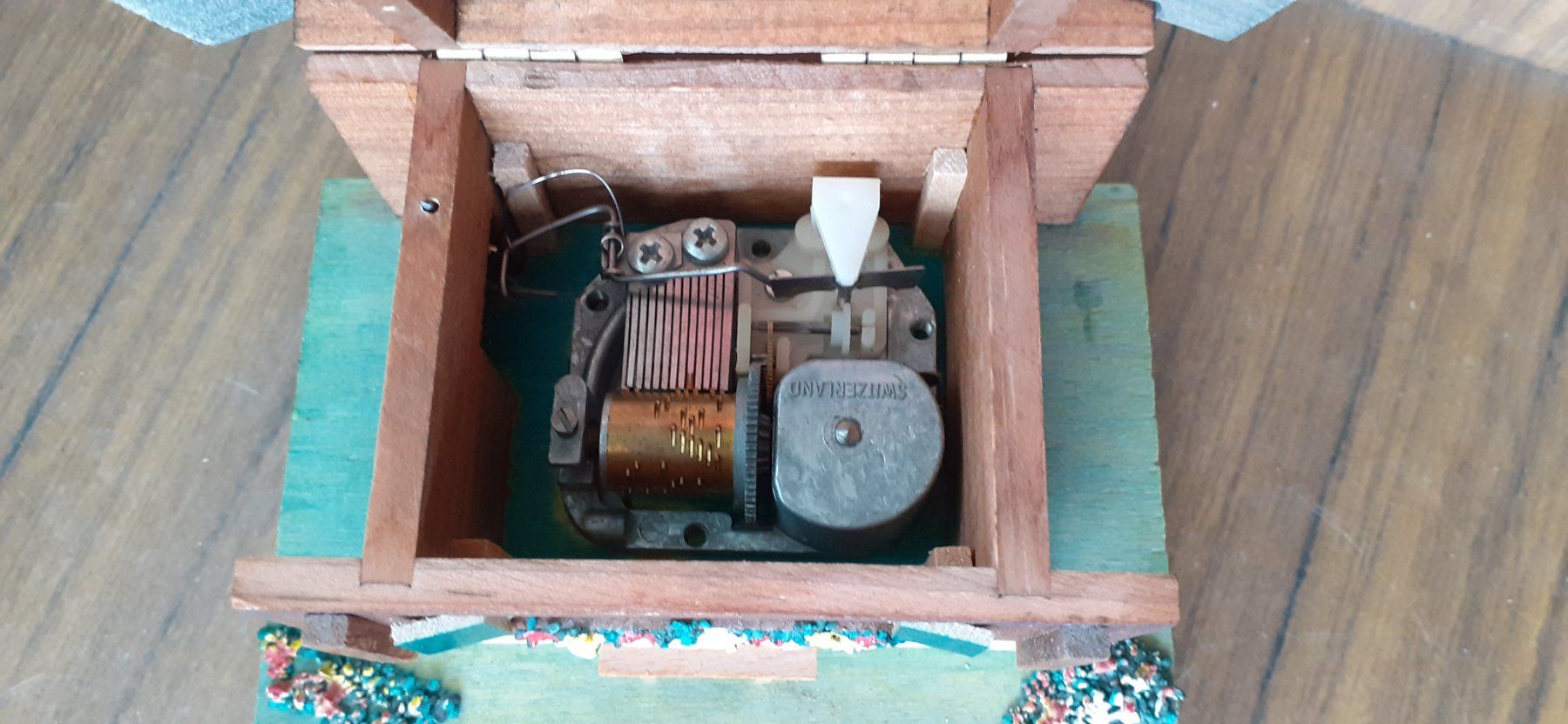 Carillon: Spieldose antik - Schweizer Chalet – Usato da Mörschwil venduto da antiksalon 6