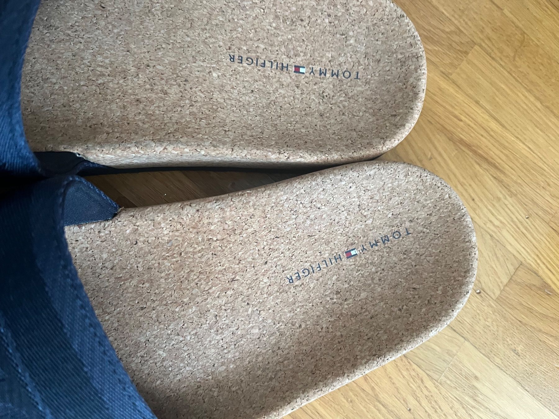 Tommy Hilfiger Scarpe da donna: Hilfiger Schlappen – Nuovo (secondo la descrizione) da Oberriet SG venduto da Tschudi123 1