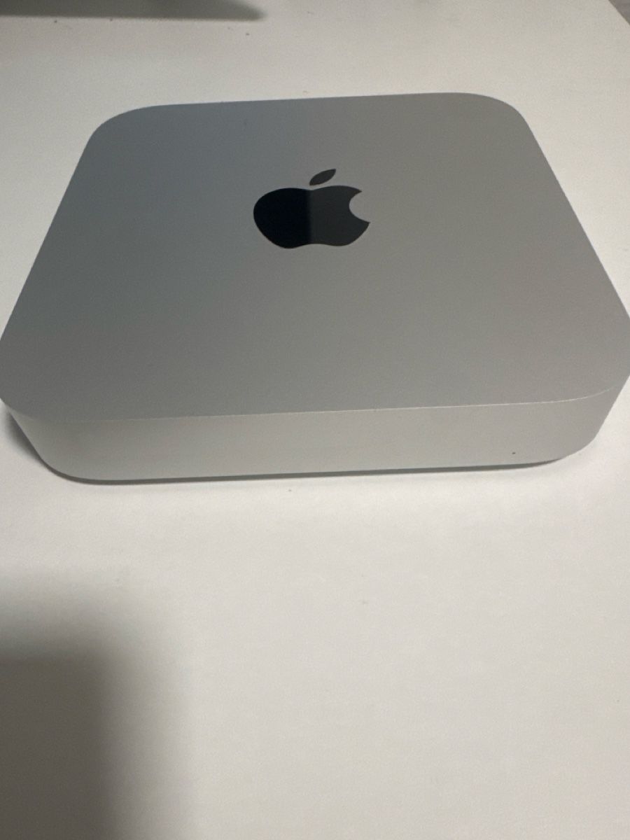 Apple PCs: Apple Mac Mini, M2 Pro, 10-Core CPU und 16-Core GPU – Gebraucht aus Lenzburg von erned