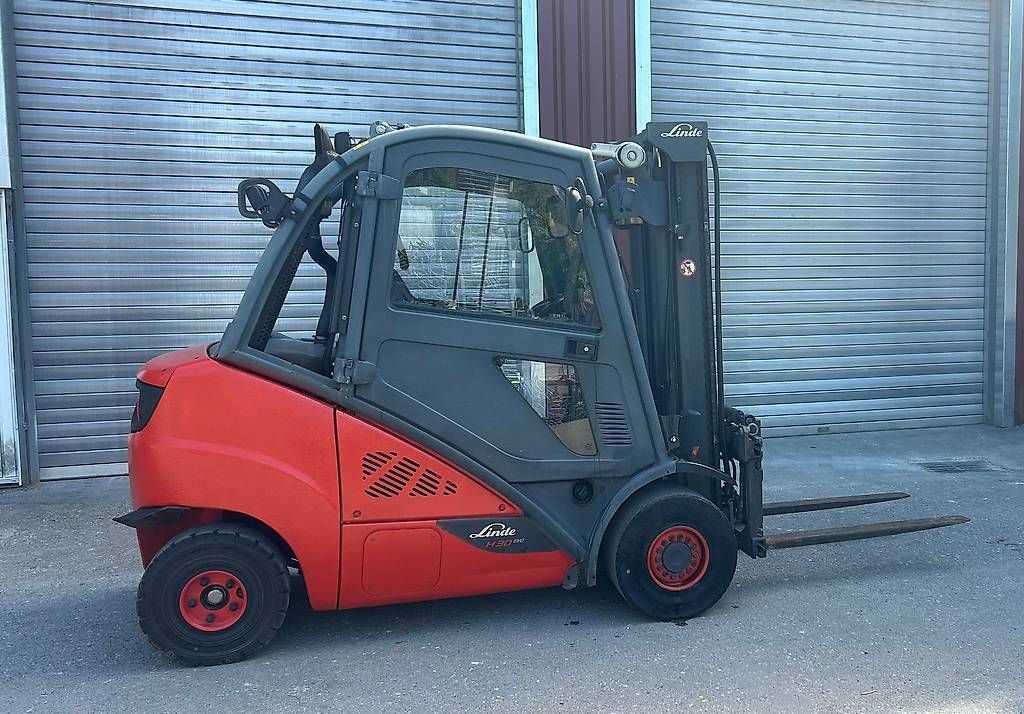 Linde Carrelli elevatori e a forche: Linde Gabelstapler H30D – Usato da Menziken venduto da Tairi10 1