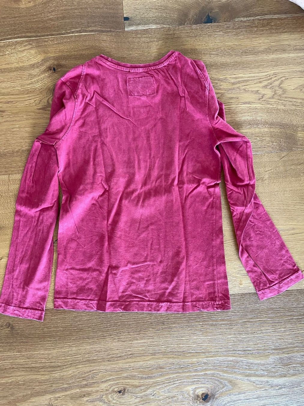 Camicie, T-shirt & Polo: Knaben Langarm T-Shirt – Usato da Seewen venduto da dvh05 1