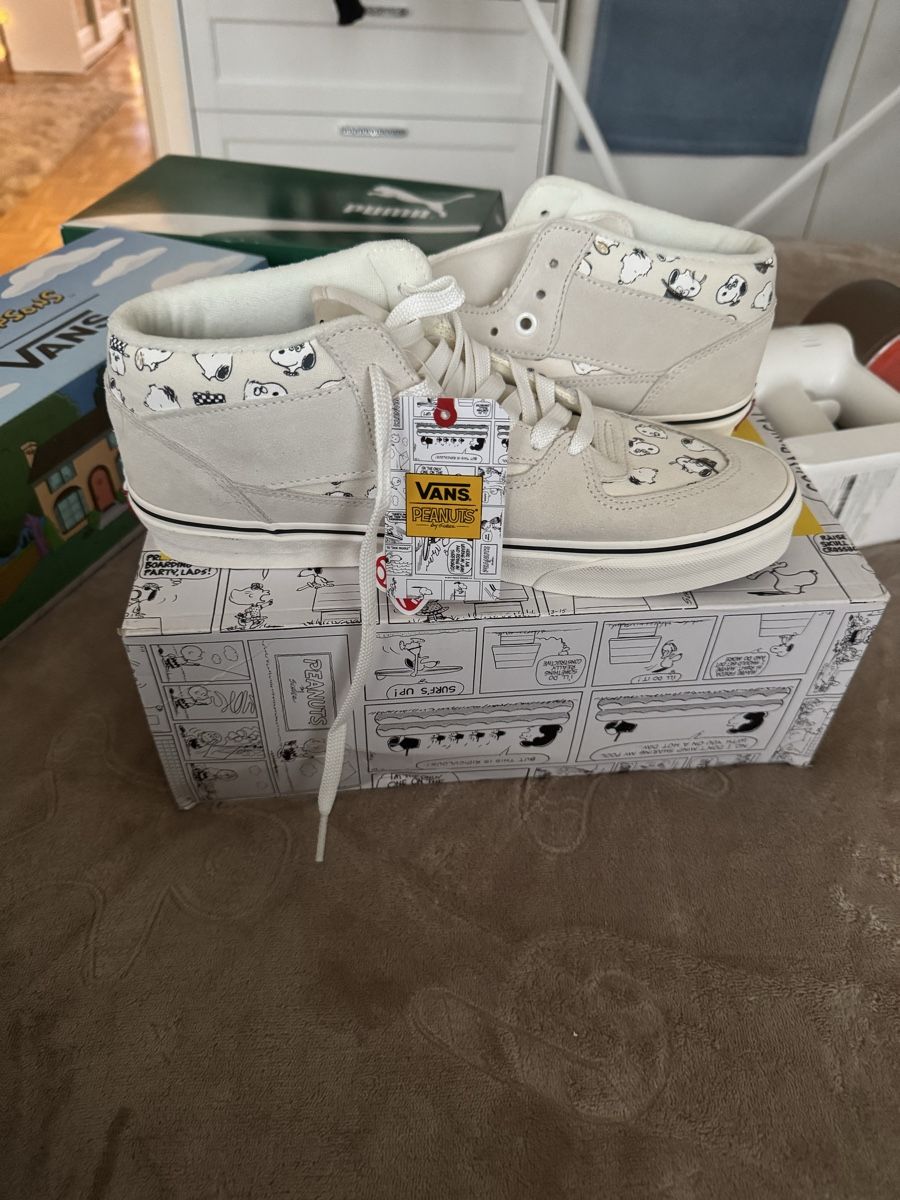 Vans Scarpe da uomo: Vans Half Cab Peanuts Snoopy Family 41eu – Nuovo e nell'imballaggio originale da Carouge GE venduto da Brown66