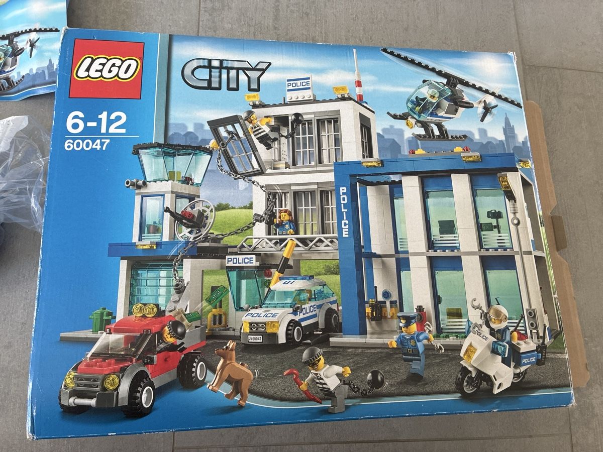 Lego Kit di costruzioni: Lego City 60047 – Usato da Luzern venduto da Flip_