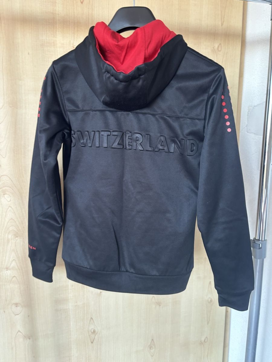 Giacche: S_Swiss Basketball Jacket_rarely worn – Usato da St-George venduto da elena27 2