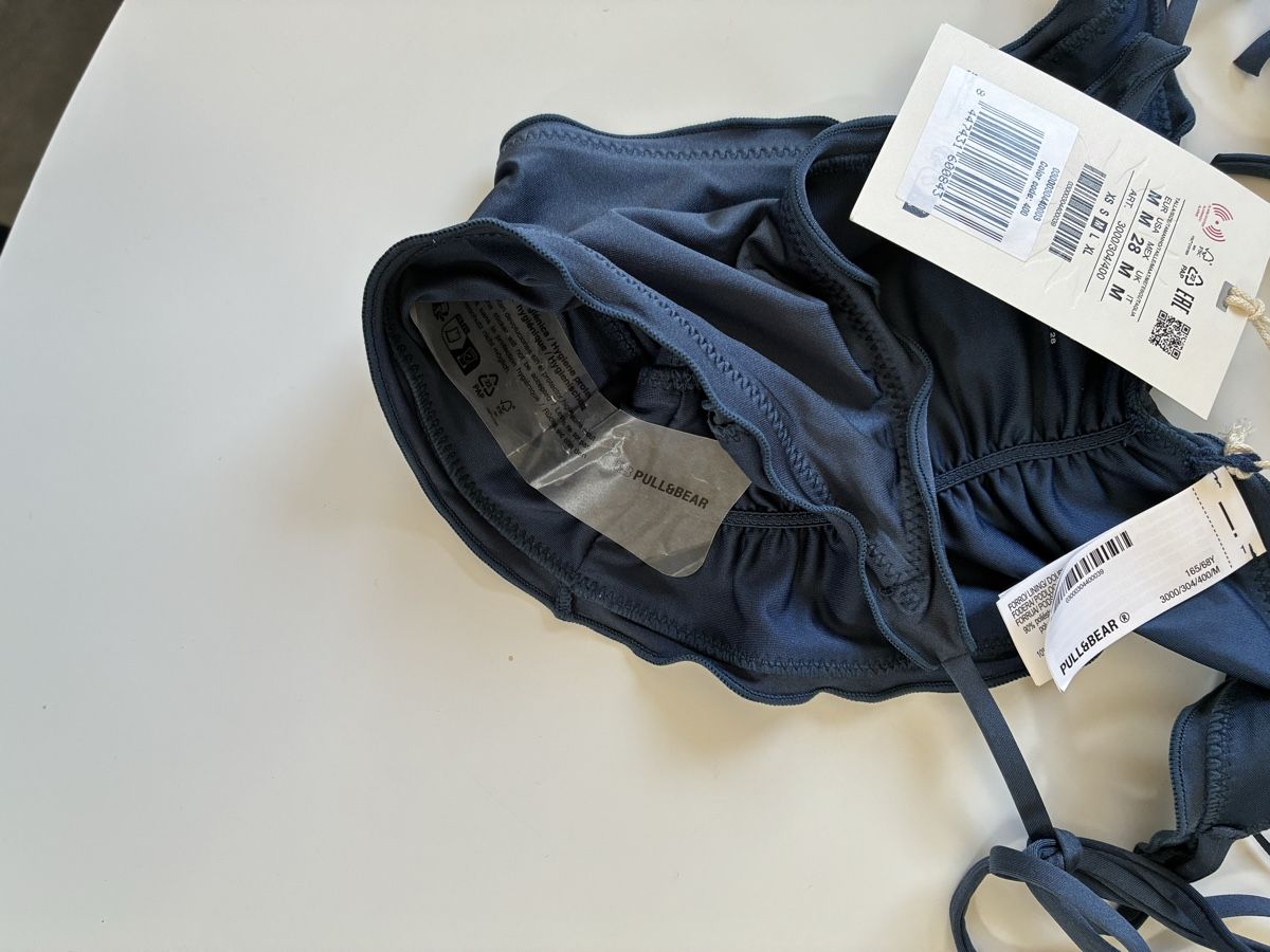 Badekleider & Bikinis: Bikiniset blau - neu/originalverpackt – Neu und originalverpackt aus Zürich von bar_2trt 2