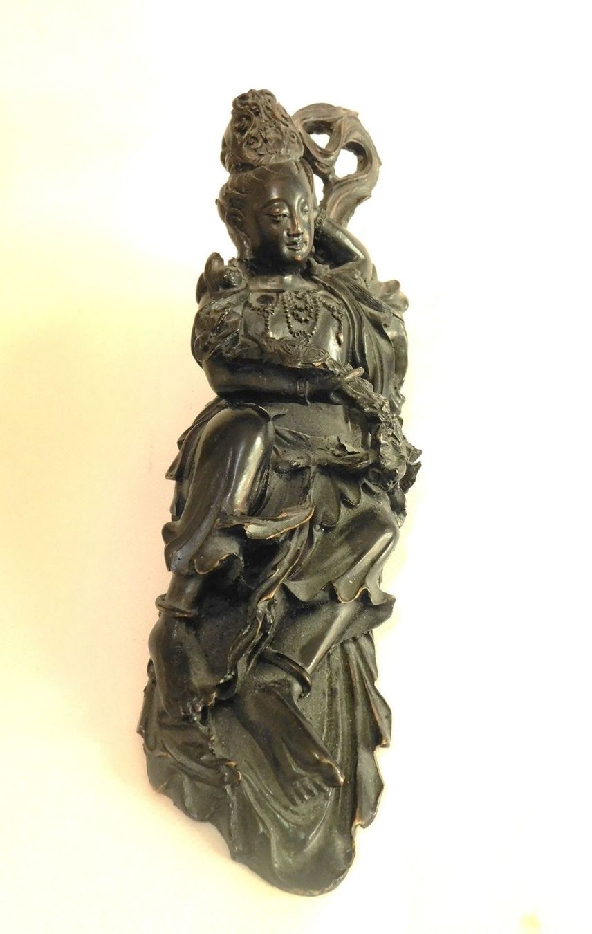 Skulpturen & Statuen: Chinesische geschnitzte Holzskulptur – Gebraucht aus Emmenbrücke von Ulisse-22