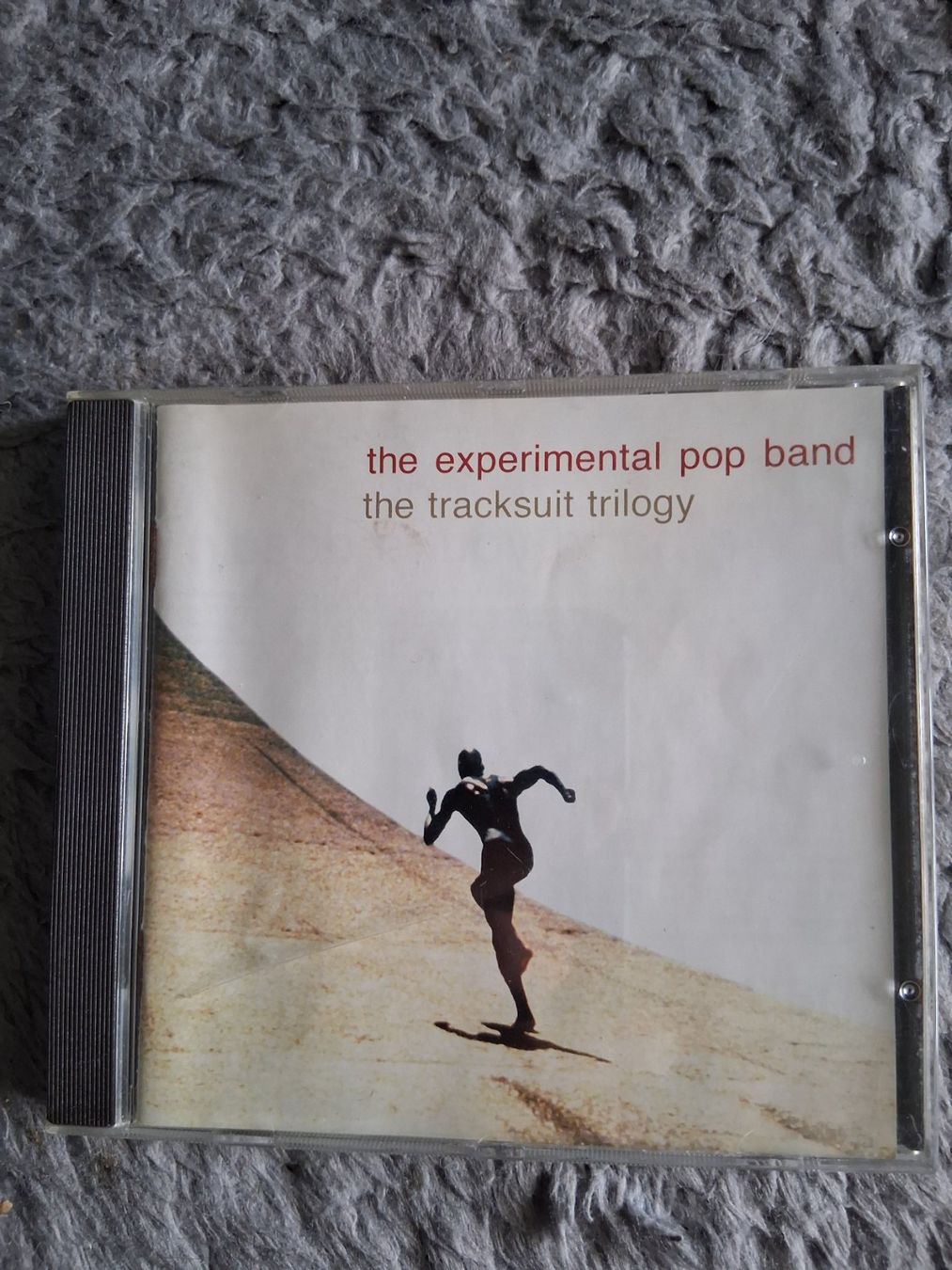 CDs: THE EXPERIMENTAL POP BAND     THE TRACKSUIT TRILOGY      CD – Gebraucht aus Wetzikon ZH von Ramones01
