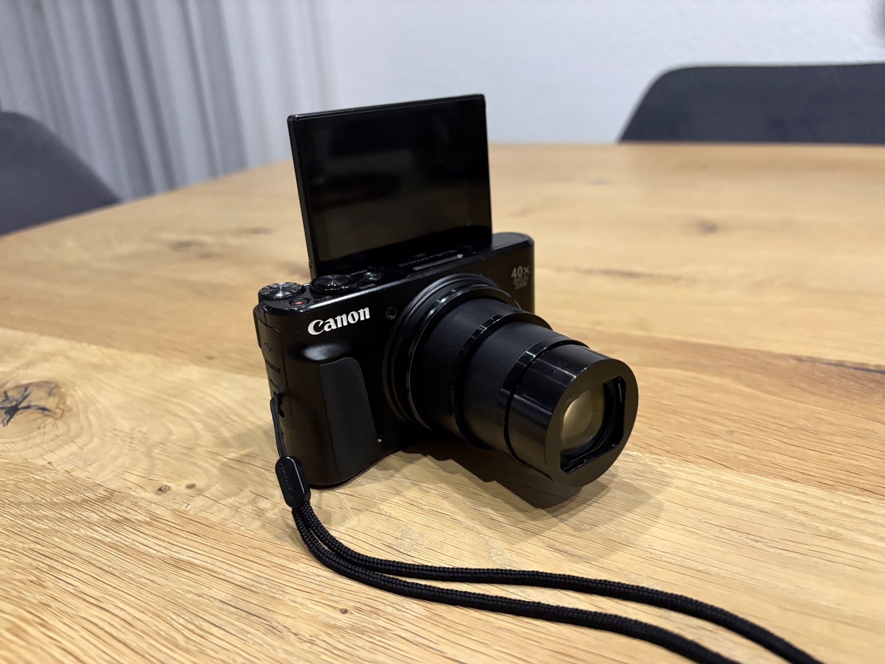 Canon Fotocamera: Canon PowerShot SX740 HS – Difettoso da Lausen venduto da sen_jm7c 2