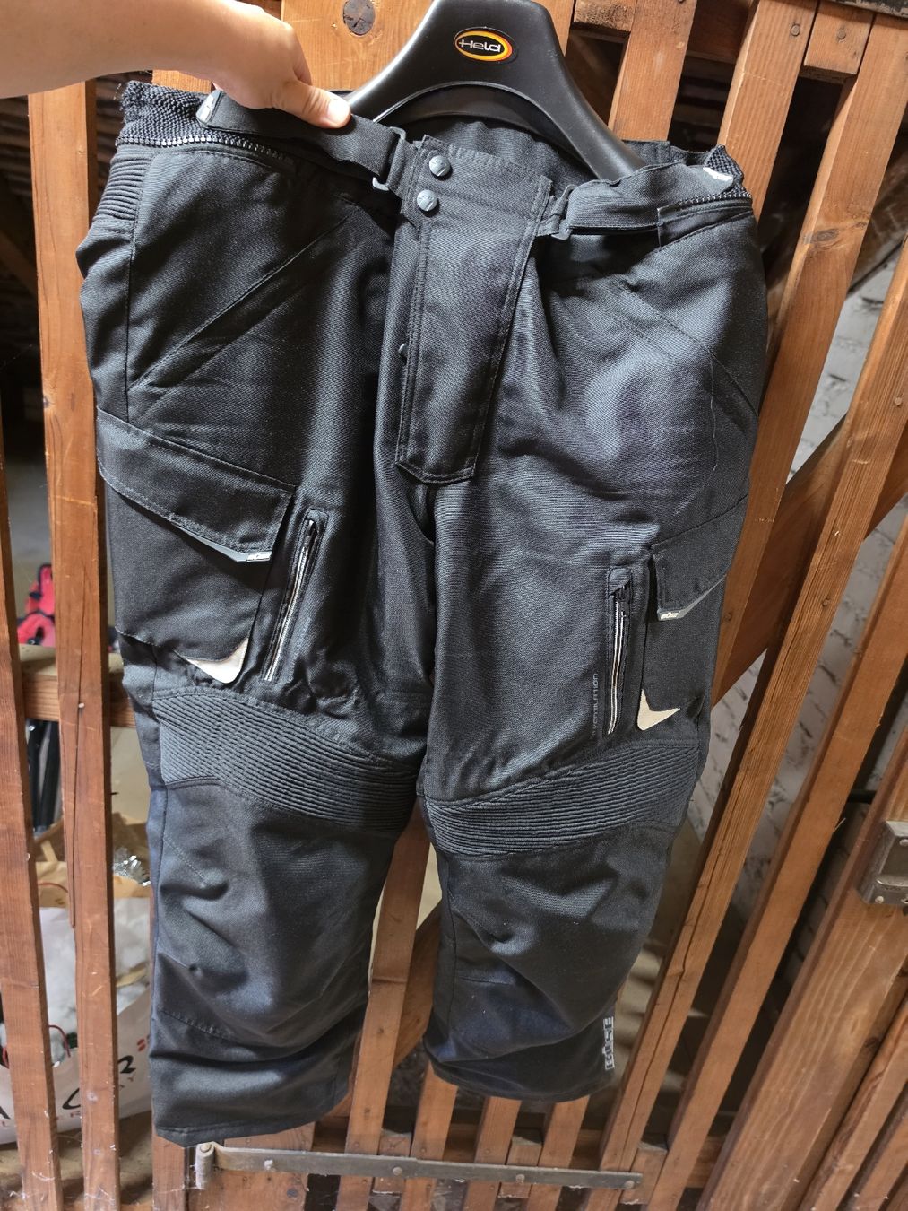 Giacche: Büse Motorradjacke und Hose schwarz – Usato da Zürich venduto da rom_sxz2 2