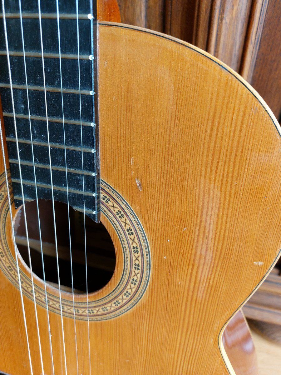 Strumenti musicali: Gitarre – Usato da Diepoldsau venduto da Hanswuergler 2