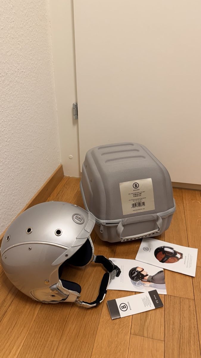 Bogner Caschi: Bogner Skihelm – Usato da Urdorf venduto da jus1991 9