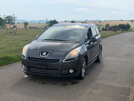 Peugeut 5008 1.6 Turbo 7 Plätze
