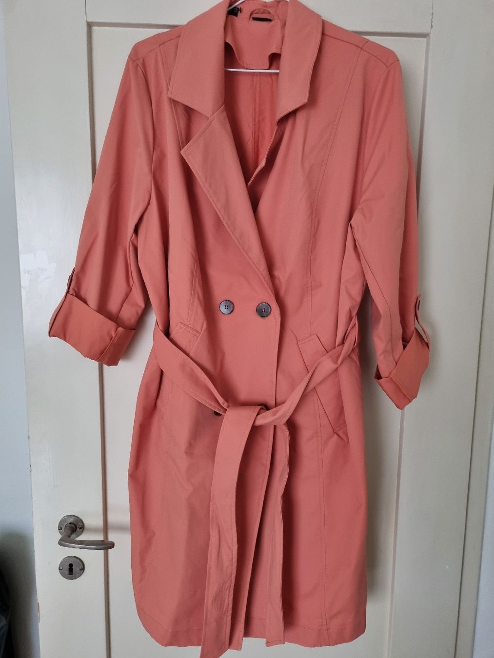 Cappotti: Trenchcoat – Nuovo (secondo la descrizione) da Basel venduto da iamba 1