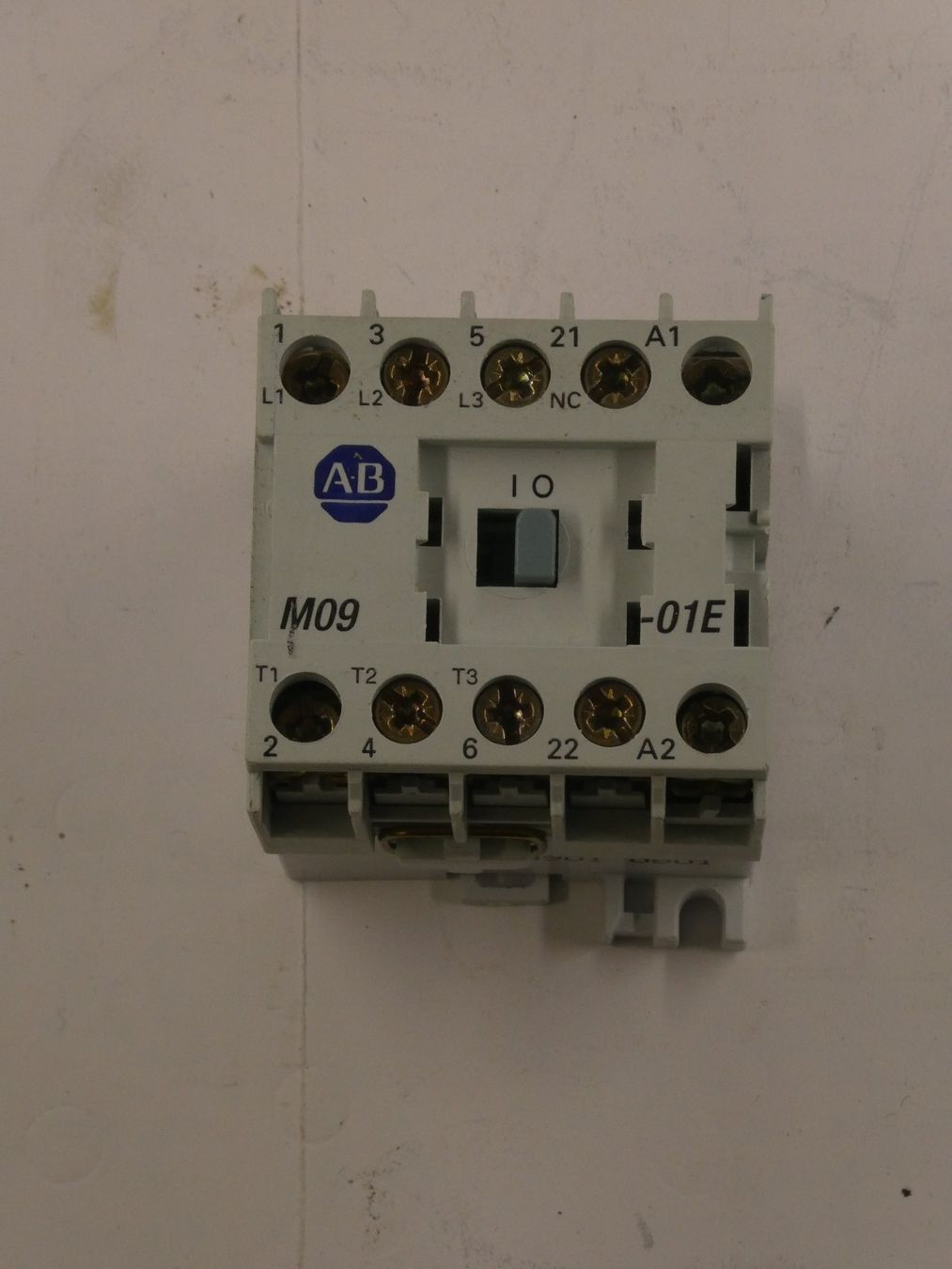Componenti elettronici: Allen Bradley Schütz – Usato da Fulenbach venduto da Hach0