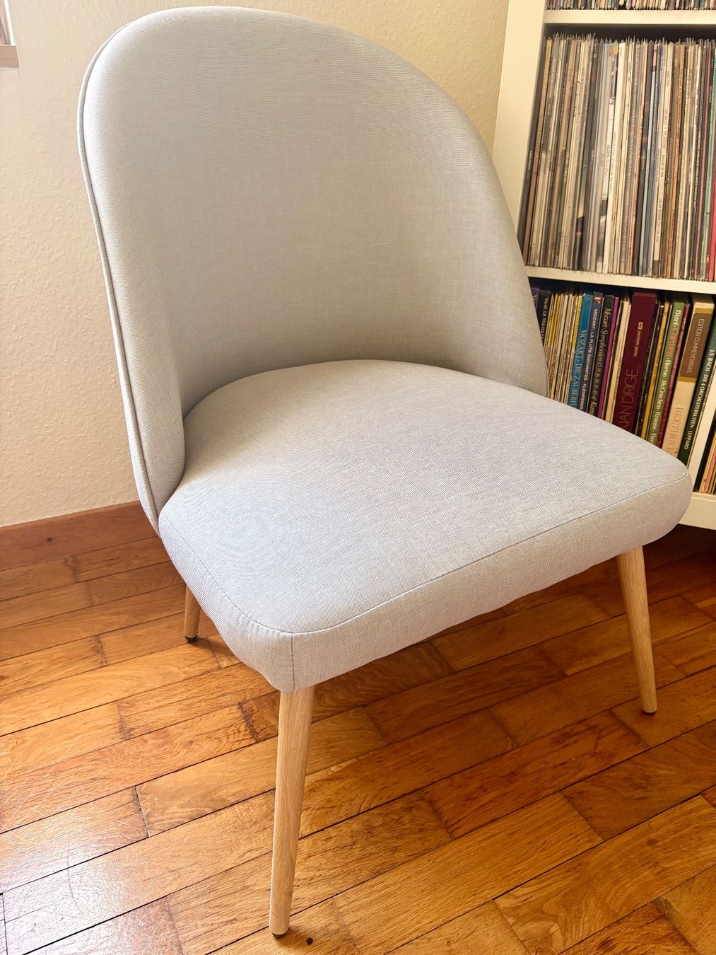 Micasa Poltrone: Deux fauteuils gris Micasa – Usato da St-Ursanne venduto da milezarde 3