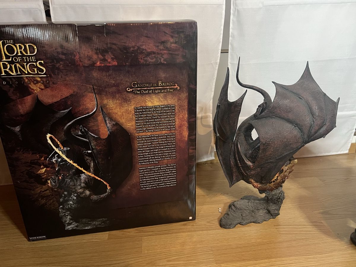 Statuette: Gandalf vs. Balrog – Usato da Luzern venduto da Mytigger 1
