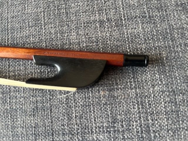 Strumenti musicali: 2 Bögen für Diskantgambe – Usato da Oberrieden venduto da hot_lemon 2