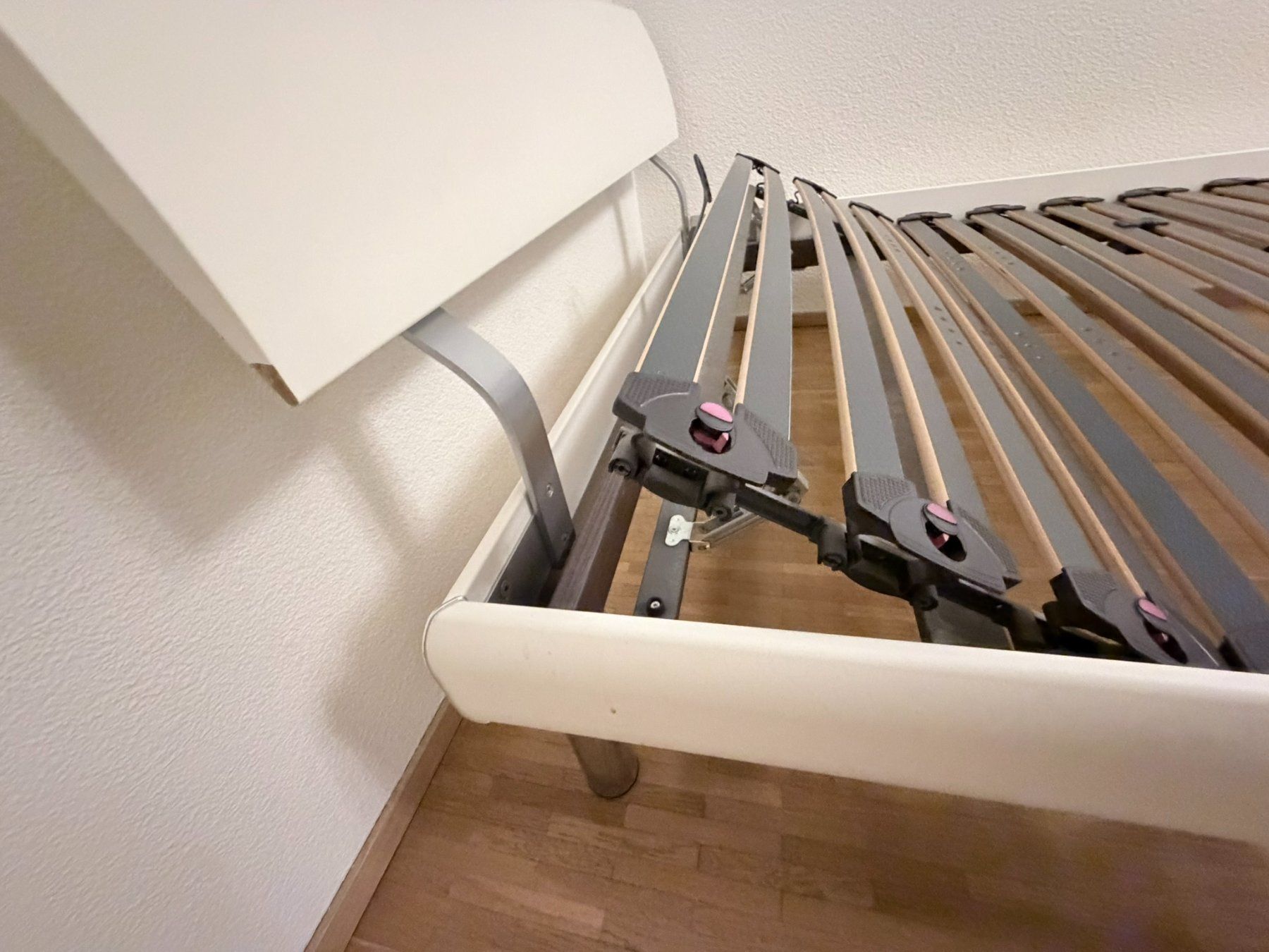 Lits: Lit 2 places de marque Pfister – D'occasion à Zürich par eri_8vp7 2