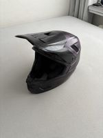 Custom MTB Fullface Helm selbst gesprayt – Schwarz/Lila