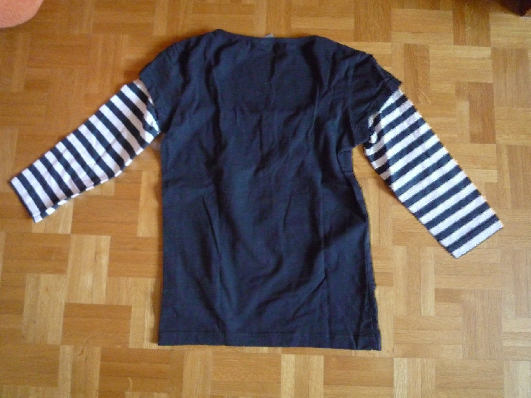 T-shirt: T-Shirt (2 in einem) – Usato da Rafz venduto da Sonnenblume305 1