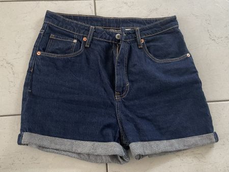 H&M Mom Shorts Regular fit Grösse 42