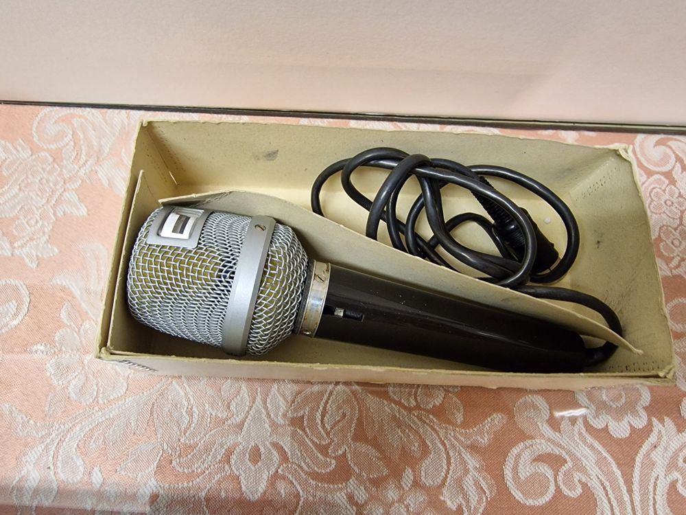 TELEFUNKEN REPORTERMIKROFON TD 300 Kaufen auf Ricardo