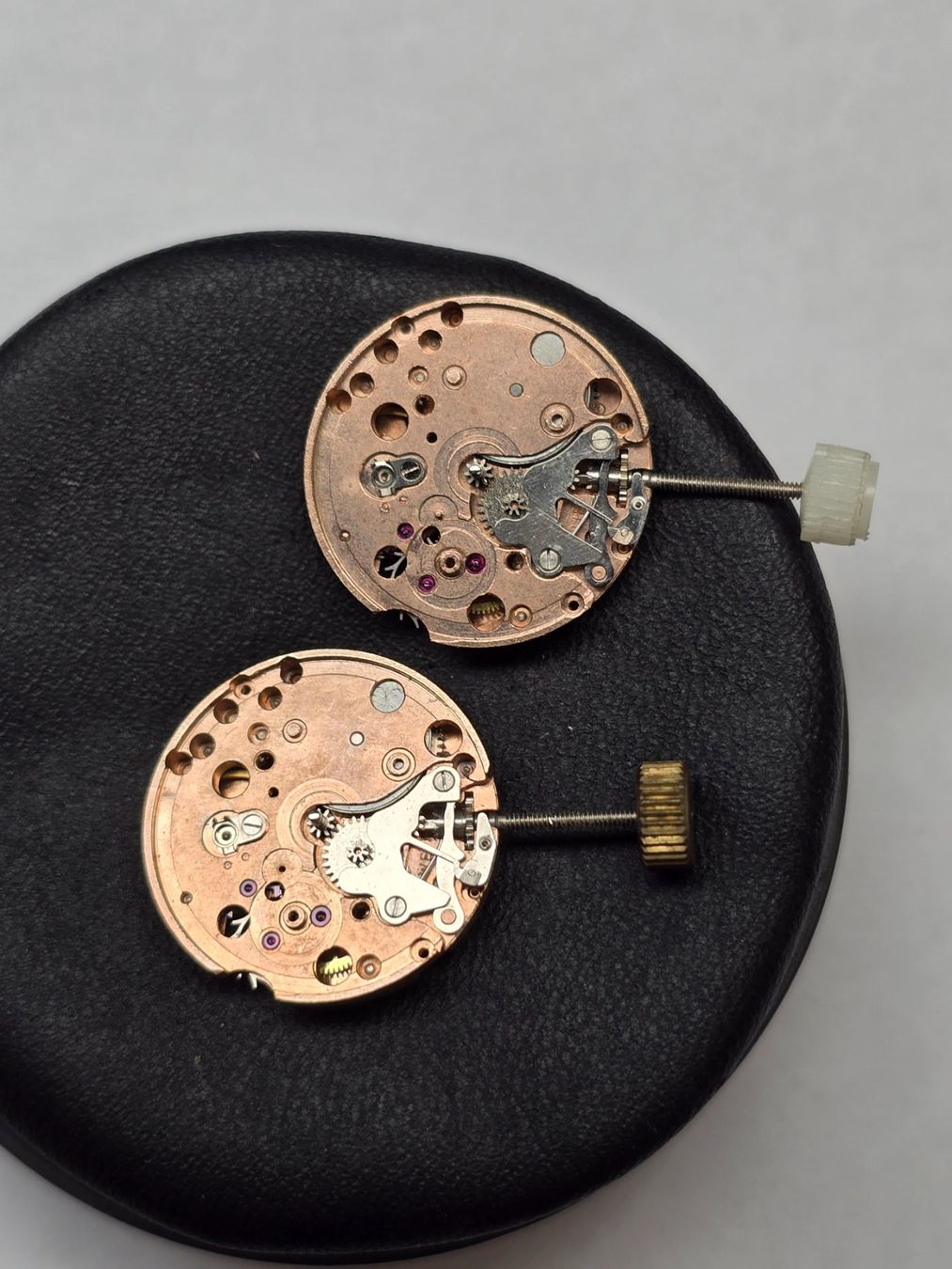 Orologi: 2 Mouvement Felsa 4025 – Difettoso da Tramelan venduto da Nirdan 3