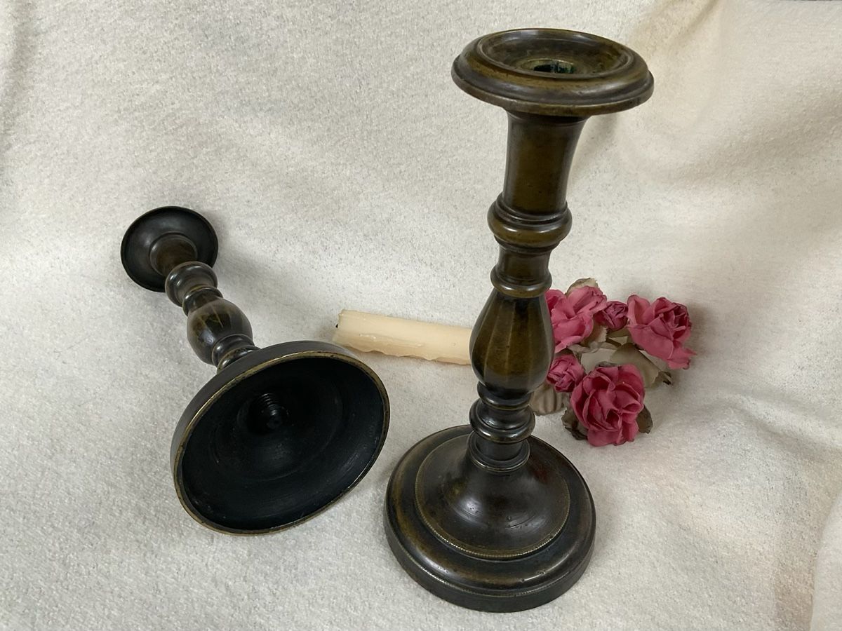 Kerzenständer: Antike Kerzenständer Bronze, Budapest, 18Jh – Gebraucht aus Otelfingen von Markthalle_C 1