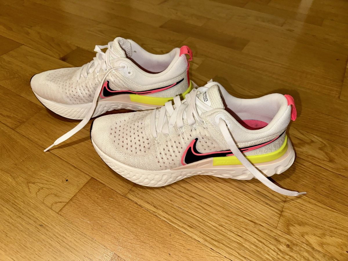 Nike Scarpe da uomo: Nike React Laufschuhe, Gr. 44.5 – Usato da Bern venduto da rub_8mhx 2