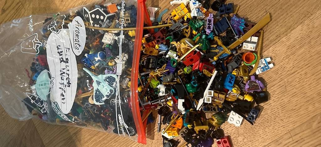 Giocattoli: 15.8 kg LEGO sortiert | Technic | Ninjago uvm. – Usato da Spiez venduto da hge_sm2z 3