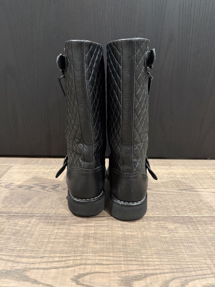 Chanel Scarpe da donna: Chanel Quilted Biker Boots – Usato da Herrliberg venduto da Tubalp 3