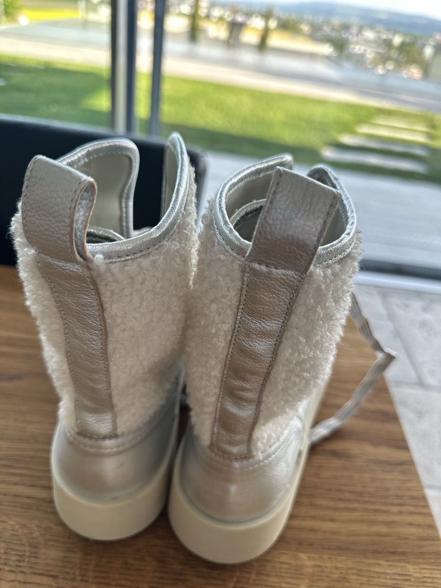 Damenschuhe: Stiefelette – Neu und originalverpackt aus Dietlikon von Fluschi 2