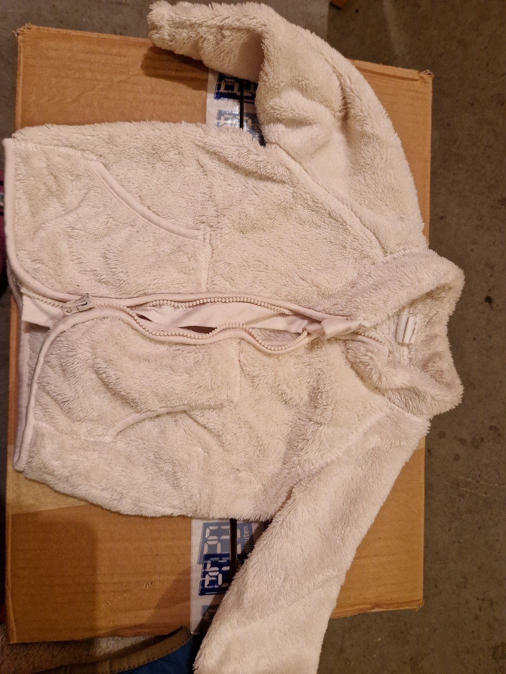 H&M Pulls et sweat-shirts: Pull polaire taille 68 – D'occasion à Gland par or88or