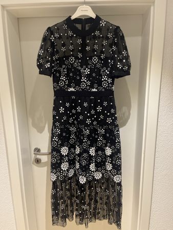 Self-Portrait Kleid schwarz Blumenmuster Grösse 12