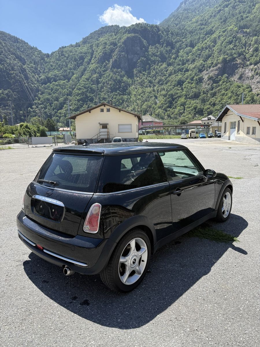 Mini Autos: Mini Cooper 1.6 – D'occasion à Evionnaz par did_sj9c 4