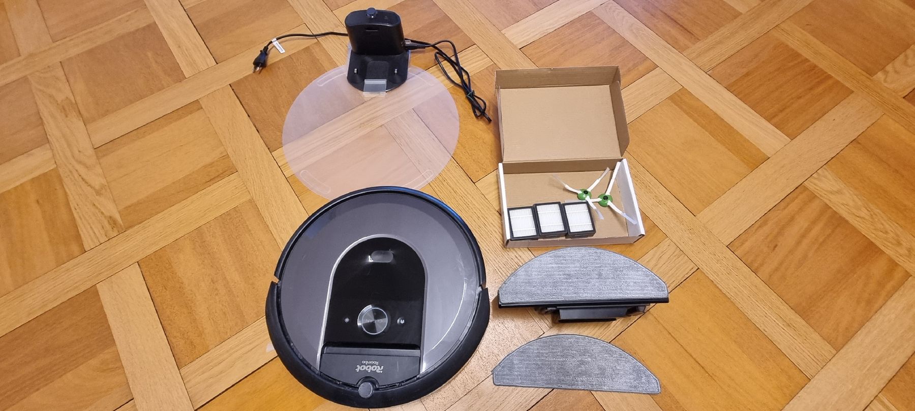 Irobot Aspirapolveri & Accessori: iRobot - Roomba combo I8 – Usato da Petit-Lancy venduto da Kil_2ckr 8