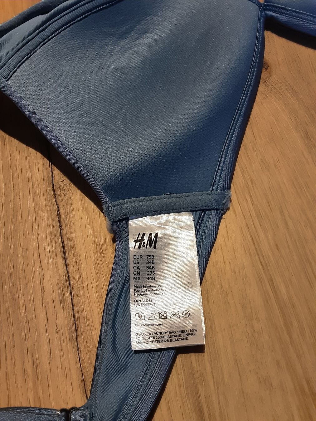 H&M Costumi da bagno & Bikini: H&M Triangel Bikini-Top, Gr. 75B, – Usato da Altdorf UR venduto da Brandli 3