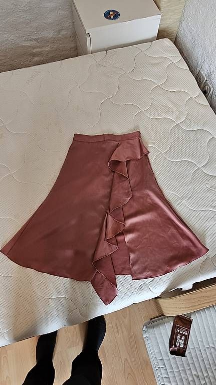 Röcke: ZARA skirt – Gebraucht aus Basel von kai_2d7g