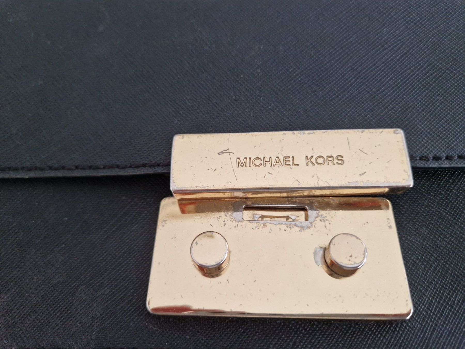 Michael Kors Taschen für Damen: Michael Kors Umhängetasche klein – Gebraucht aus Langenthal von cocojambo1993 1