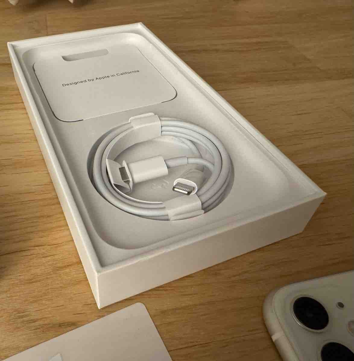 Apple Handys / Smartphones: Apple iPhone 11. Weiss. 128GB. – Gebraucht aus Trachslau von Sotano 5