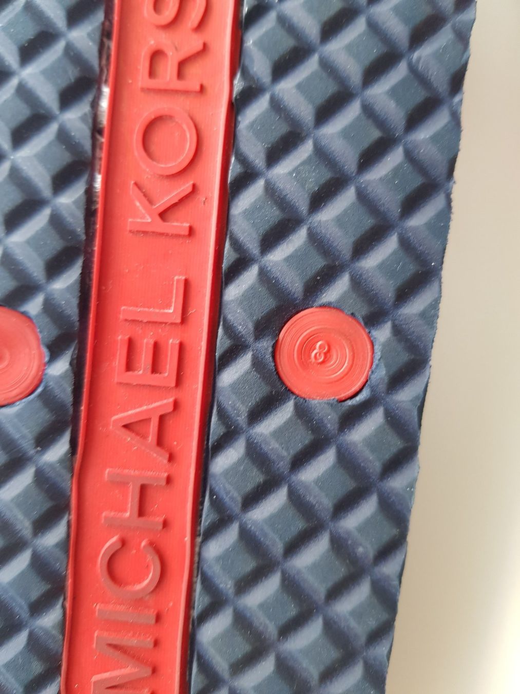 Michael Kors Scarpe da donna: Michael Kors Flip Flops NEU – Nuovo e nell'imballaggio originale da Münchenstein venduto da mt25 2