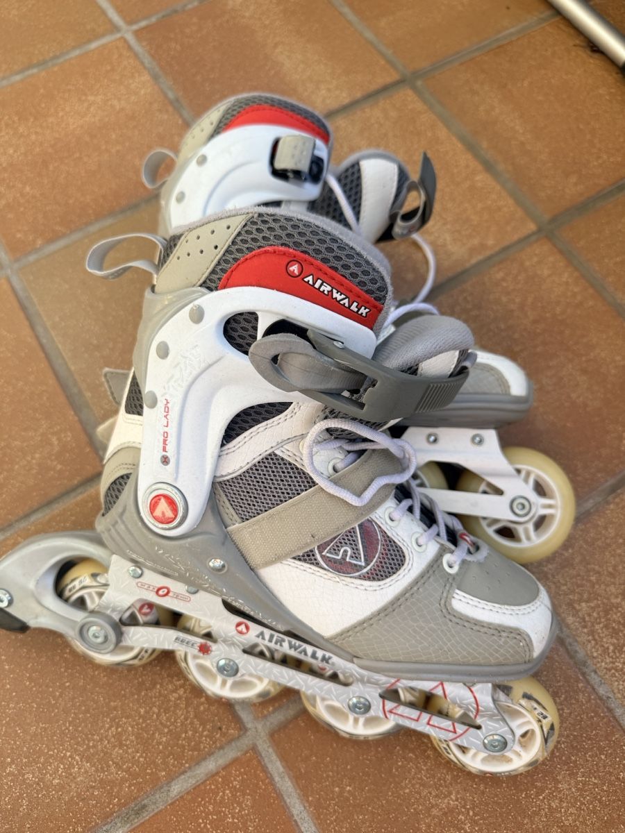Patins à roul. & inline: Airwalk Pro Lady Inline Skates - Size 37 – D'occasion à Zollikon par 936_7xdb