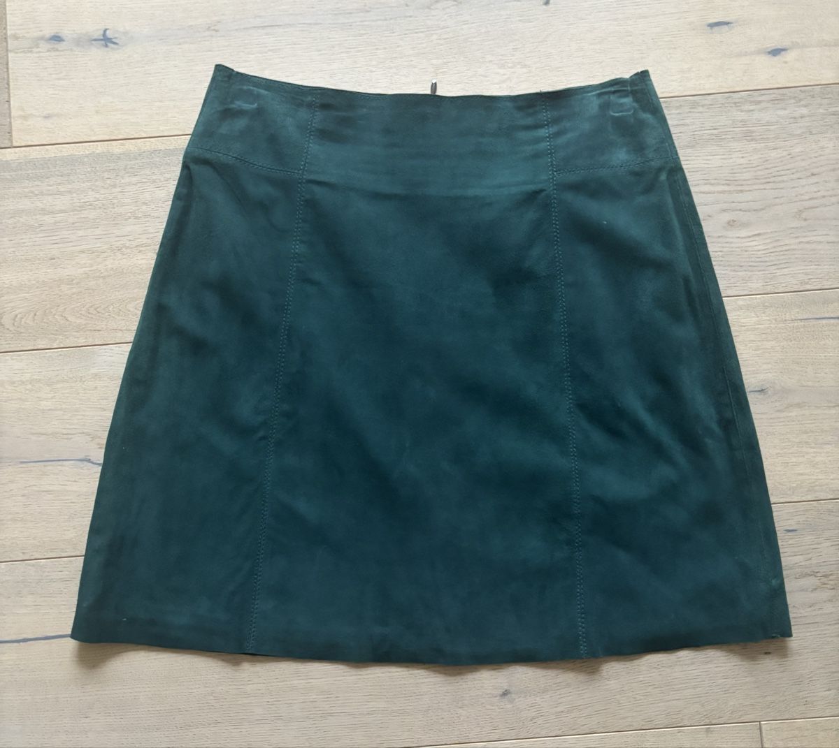 Hallhuber Gonne: Leder Jupe von Hallhuber, Gr. 40 – Usato da Liestal venduto da userin1000