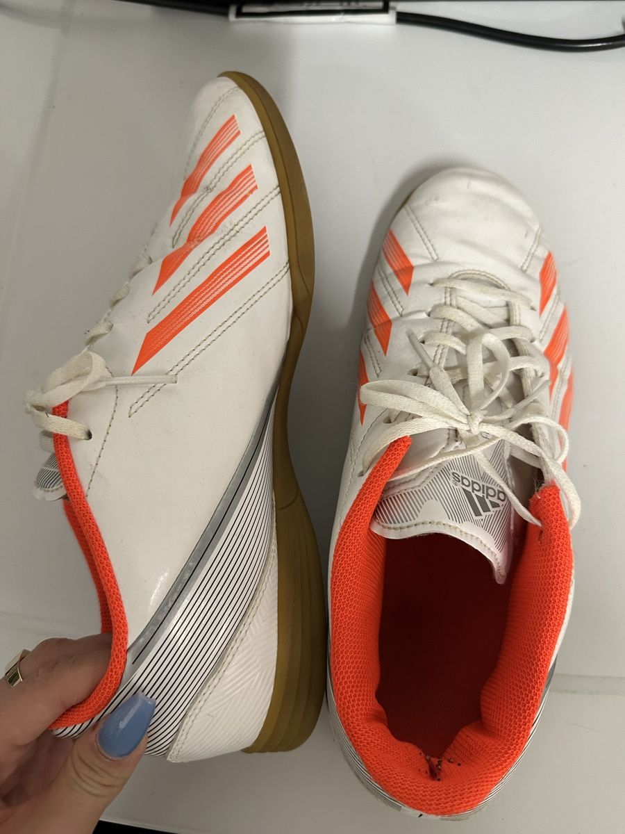 Adidas Scarpe da uomo: Adidas Hallenschuhe – Usato da Affoltern am Albis venduto da avu_8kpq