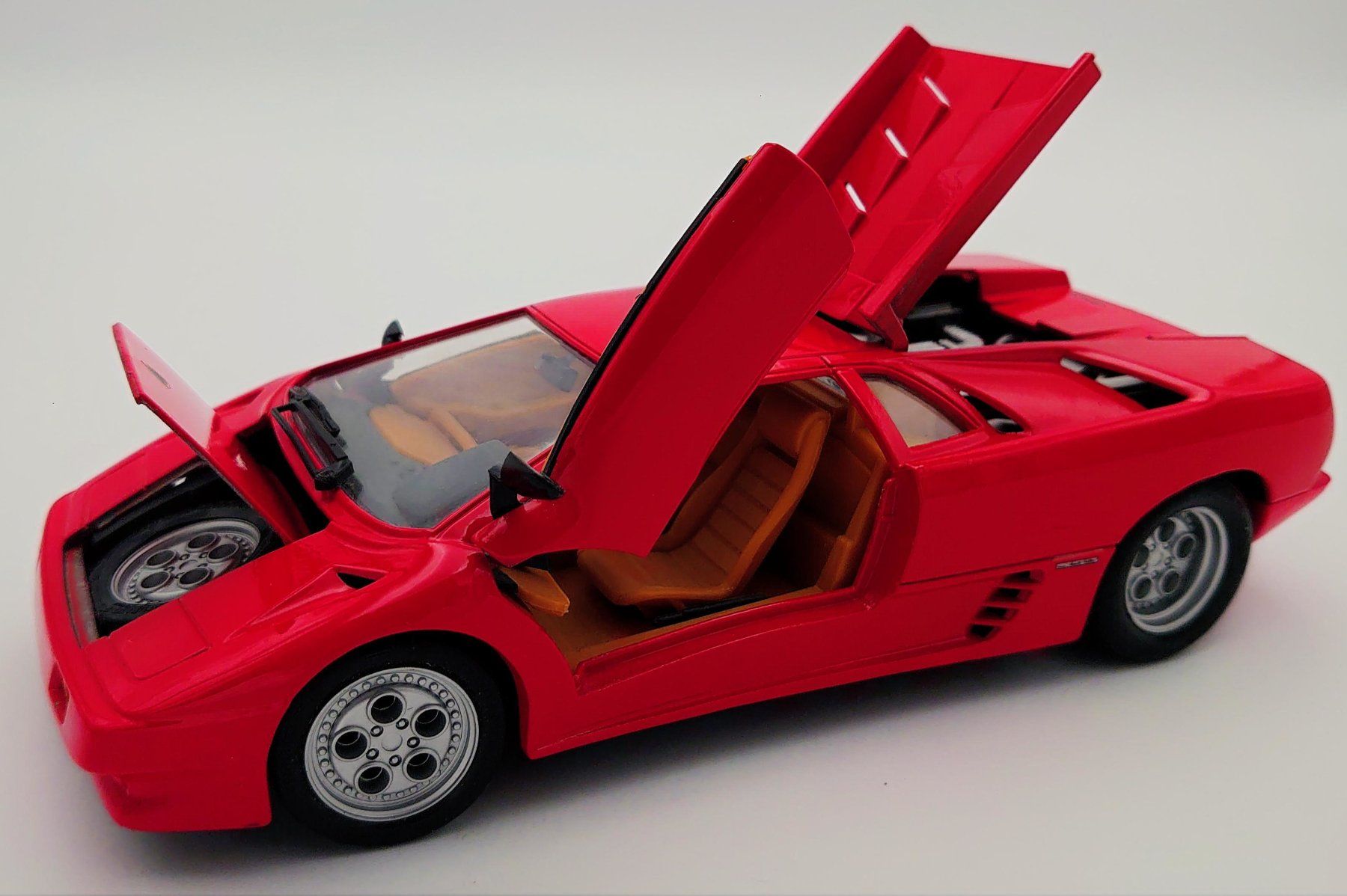 Maisto Modellini d'auto: Maisto - Lamborghini Diablo – Nuovo (secondo la descrizione) da Biel/Bienne venduto da TheShop4U 1