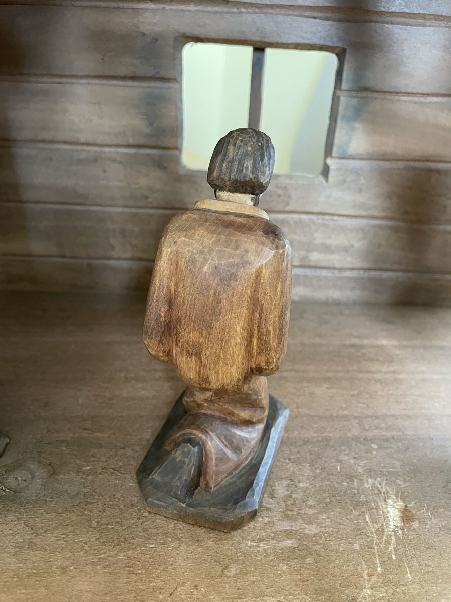 Statuette: Josef E.Thomann Brienz – Usato da Flawil venduto da Naphtali 4