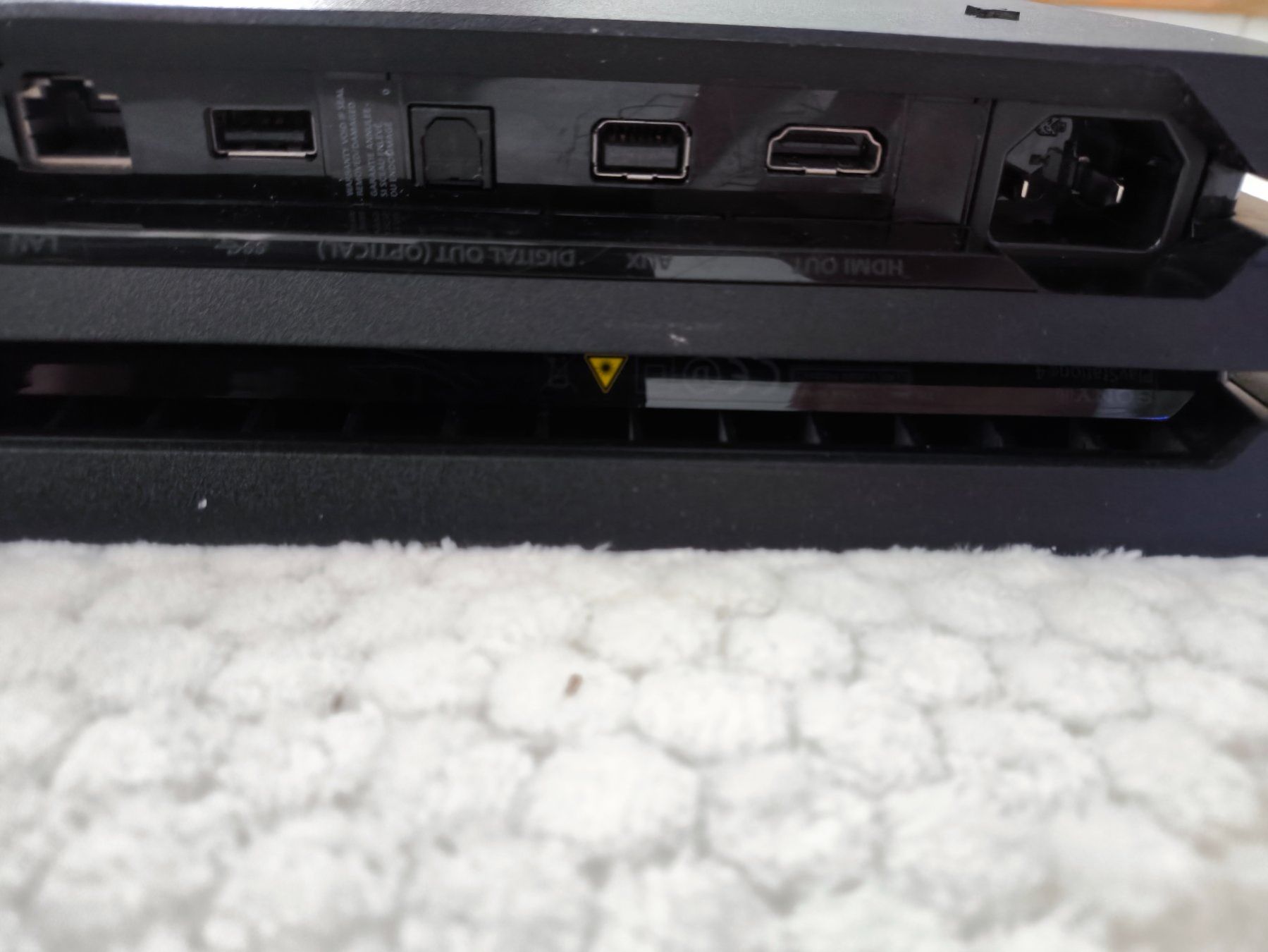 Sony Console: 🔥 Playstation 4 PRO, 1TB Version, komplett inkl. Controller – Difettoso da Höri venduto da BlueElephant 5
