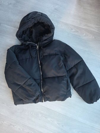 Winter-Jacke  Bershka,  schwarz,  Gr. S,