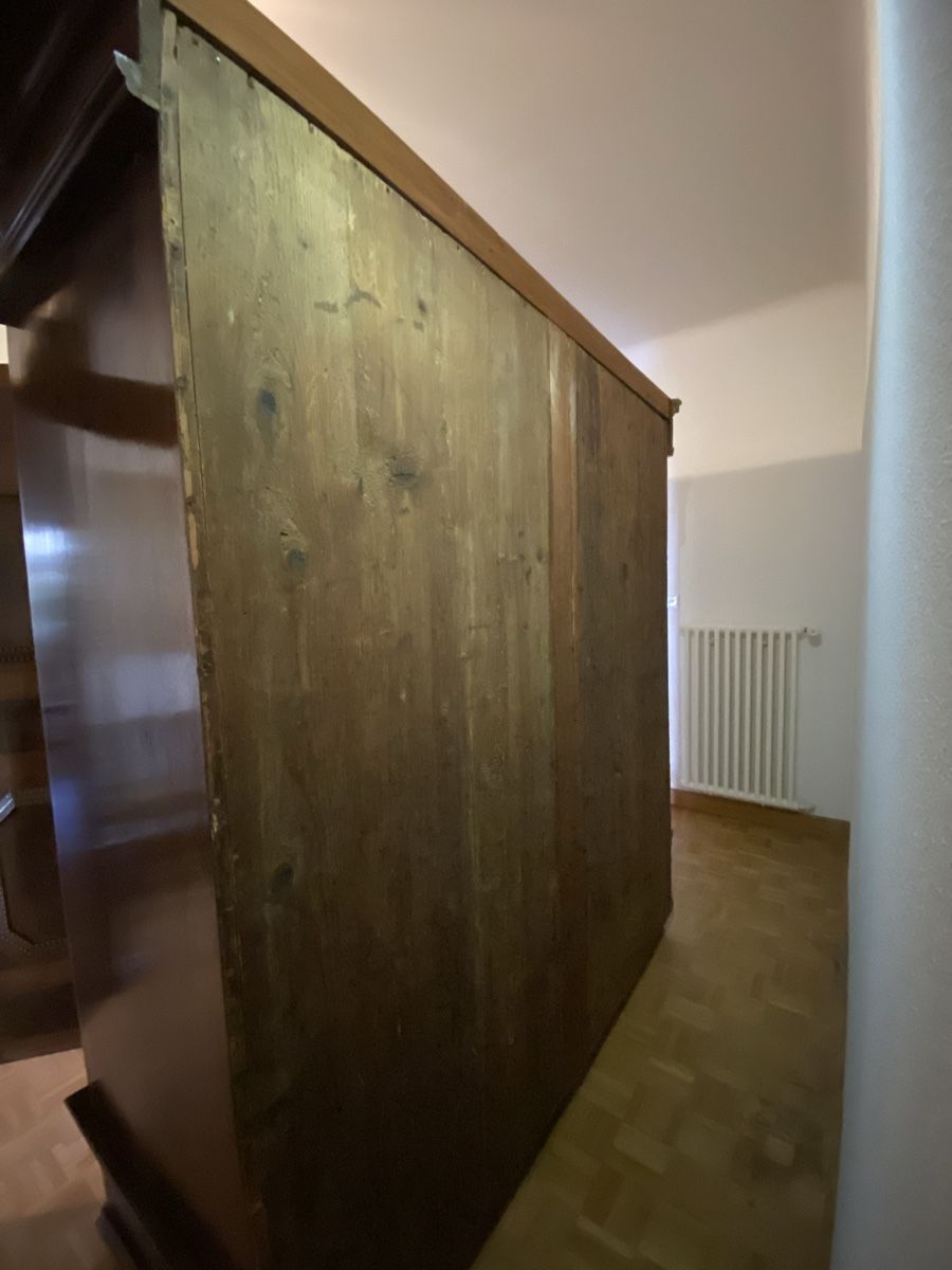 Armadi: Barockschrank – Usato da Luzern venduto da Gustav-33 9