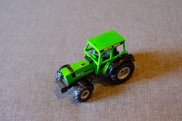 Siku Traktor Deutz DX 4.70
